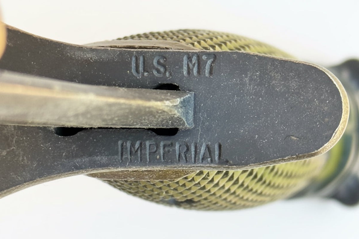 US Vietnam M7 Bayonet and M8A1 Scabbard - Bateleur Militaria
