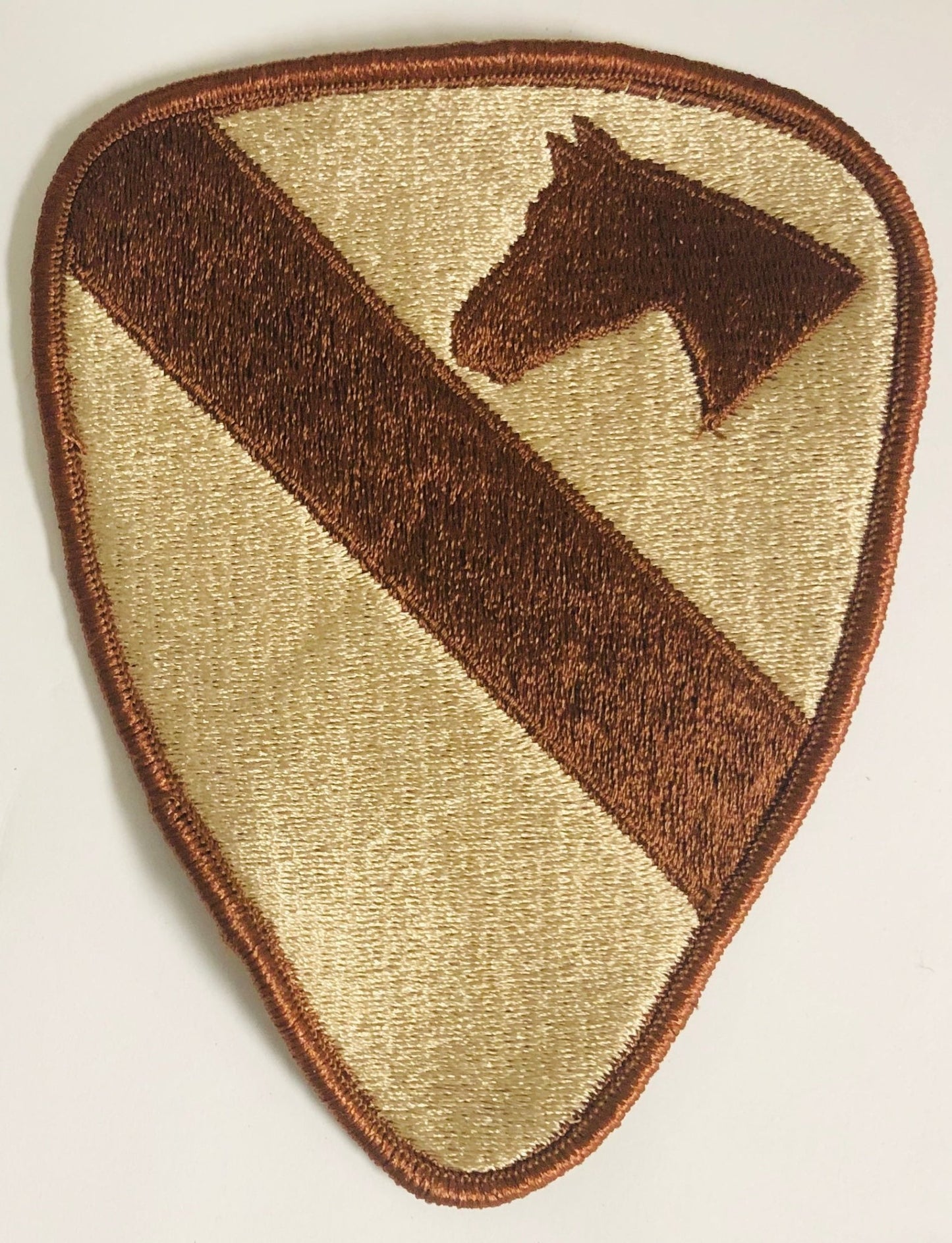 Dealer Lot US Army Obsolete 1st Cavalry Division SSI/Patch Desert Color (lot of 10) - Bateleur Militaria