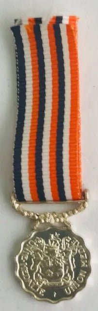 South Africa (UDF) Union Medal for Long Service with Royal Cypher Miniature - Bateleur Militaria