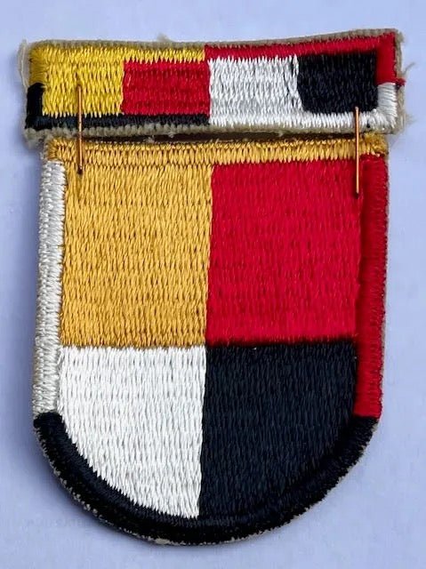 US 3rd Special Forces Group Flash & Striker Bar Type 1 - Bateleur Militaria
