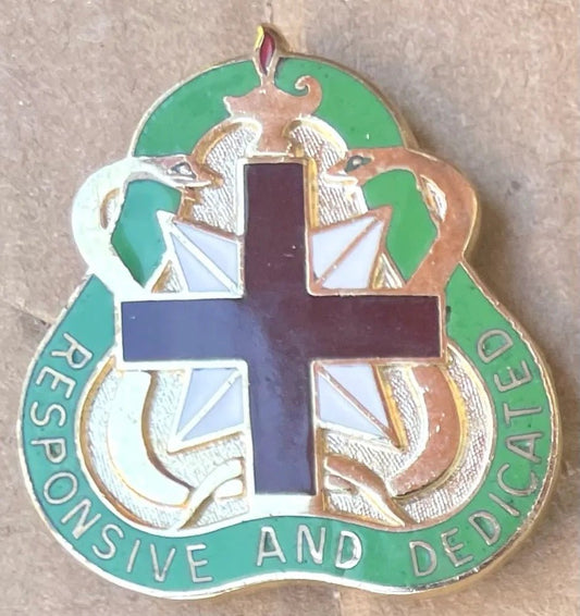 US Army Medical Command DUI Crest Hallmarked - Bateleur Militaria