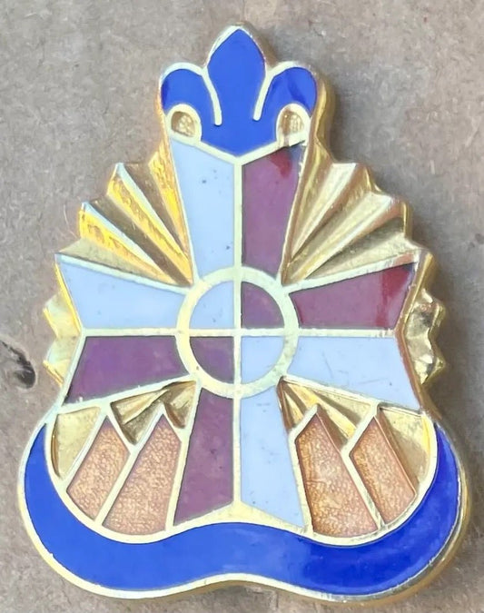 US Army Medical Center Beaumont DUI Crest Hallmarked - Bateleur Militaria