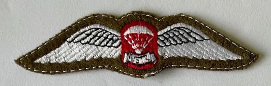 South Africa (SADF) Free Fall Instructor Wings Variation - Bateleur Militaria