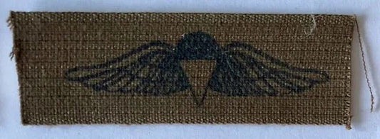 South Africa (SADF) Special Forces Basic Parachute Wings (note only 2 outside lines) - Bateleur Militaria