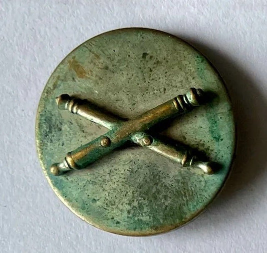 US Army Brass Enlisted Artillery Coller Disk (Post WW2) - Bateleur Militaria