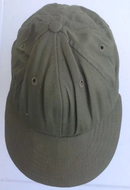 US OG - 106 Cap Size about 6 1/2" - Bateleur Militaria