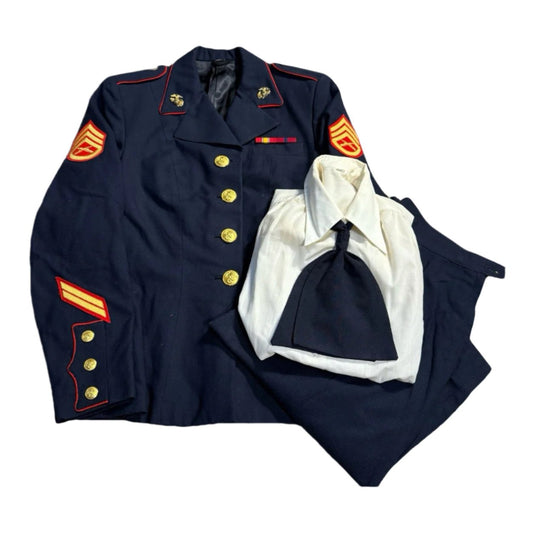Vintage USMC Enlisted 1st Issue Dress Blue Uniform Women's US Marine 1952 - 1977 - Bateleur Militaria