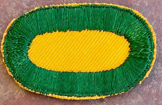 US Army 44th Airborne Tank Battalion Oval Cut Edge - Bateleur Militaria