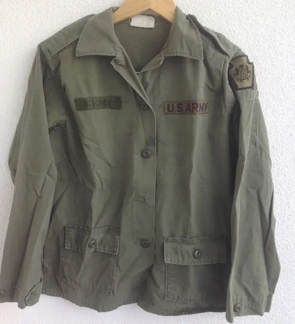 US Army Woman's Utility Shirt OG107 Dated 1976 Size 10 - Bateleur Militaria