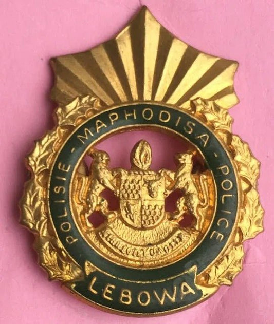 KwaZulu Police Cap Badge Gilt and Enamel - Bateleur Militaria