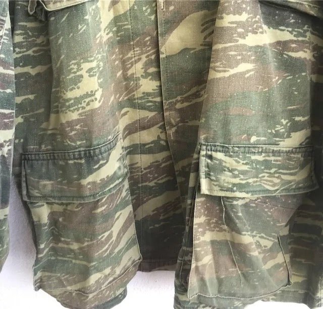Greece Lizard Pattern Shirt Size X - Large - Bateleur Militaria