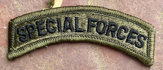 US Army Special Forces Tab Subdued - Bateleur Militaria