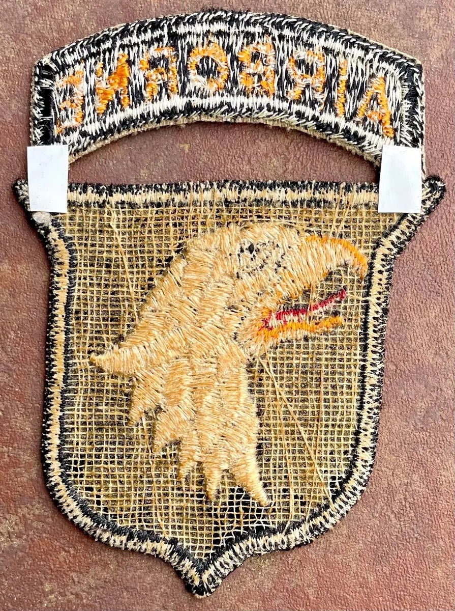 US Original 2 Piece 101st Airborne Division Patch on Velvet - Bateleur Militaria