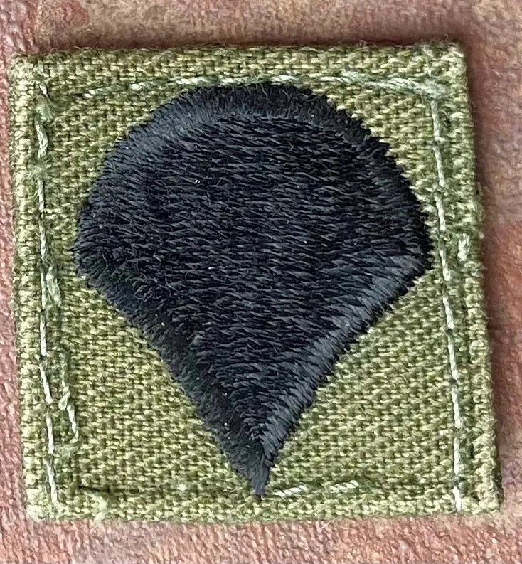 US Army Specialist Collar Chevron on OD Set - Bateleur Militaria