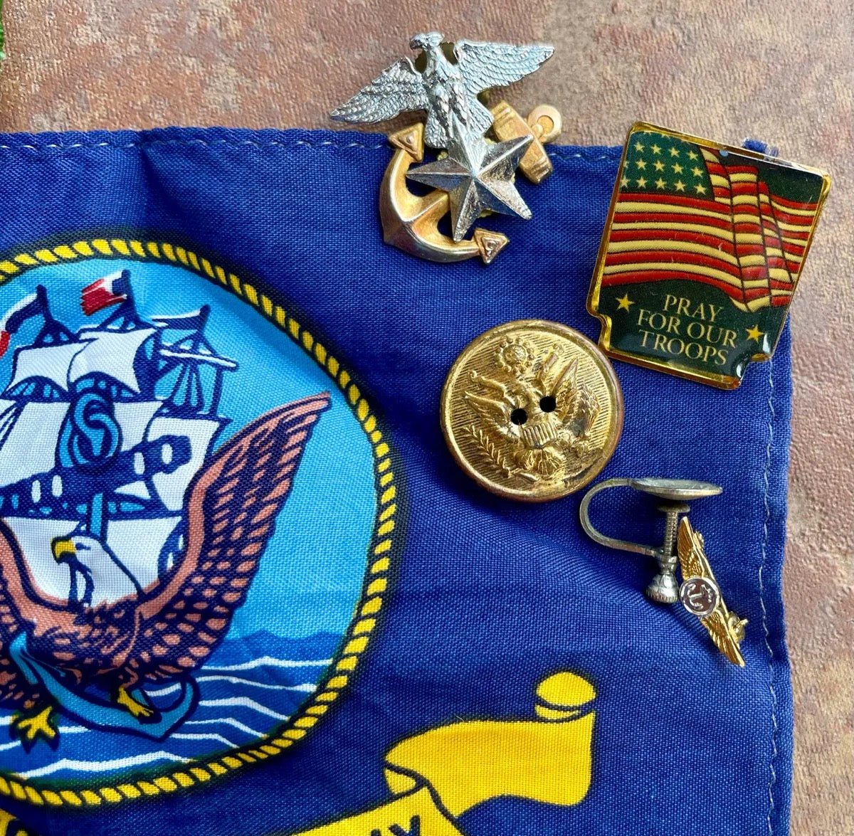 US Military Junk Drawer Lot - Bateleur Militaria