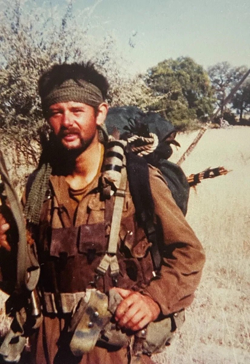 Israel Grenade Pouch also used by SADF Pathfinders - Bateleur Militaria