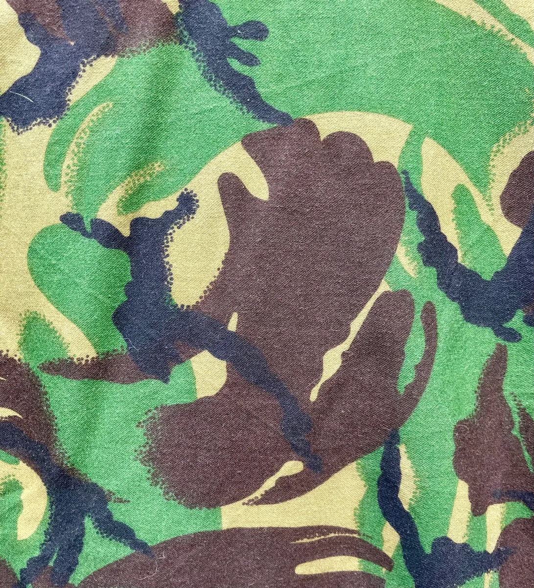 British DPM Camo Combat Smock Size Medium - Bateleur Militaria