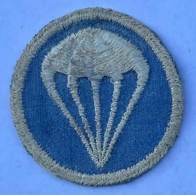 US Army Parachutist Garrison Cap Badge on Twill Cut Edge 3 - Bateleur Militaria