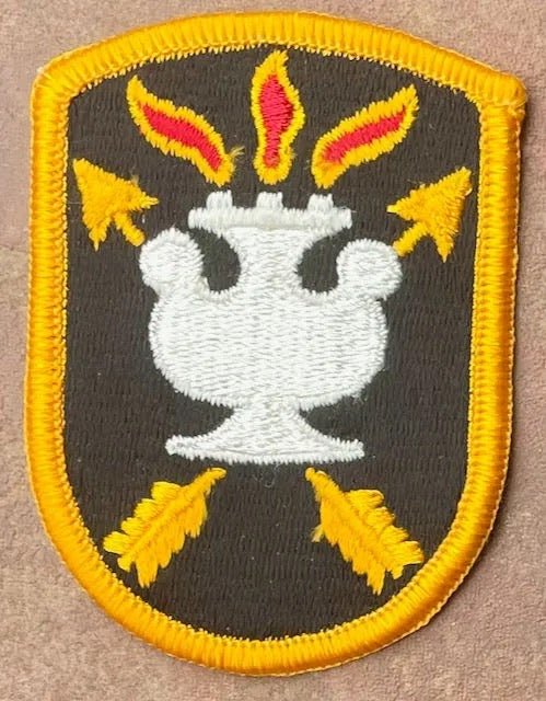 US Army John F Kennedy Special Warfare Center Patch - Bateleur Militaria